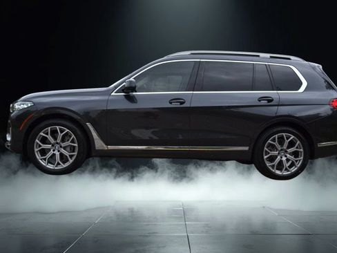 Used 2020 BMW X7 xDrive40i w/ Premium Package AWD/4WD image 9