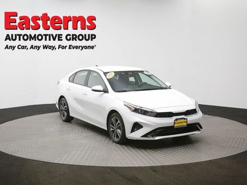 Used 2024 Kia Forte LXS image 88