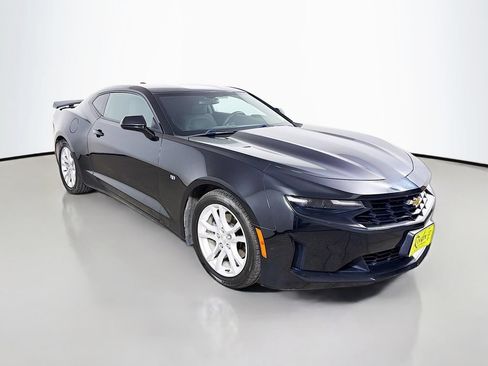 Used 2020 Chevrolet Camaro LS RWD image 4