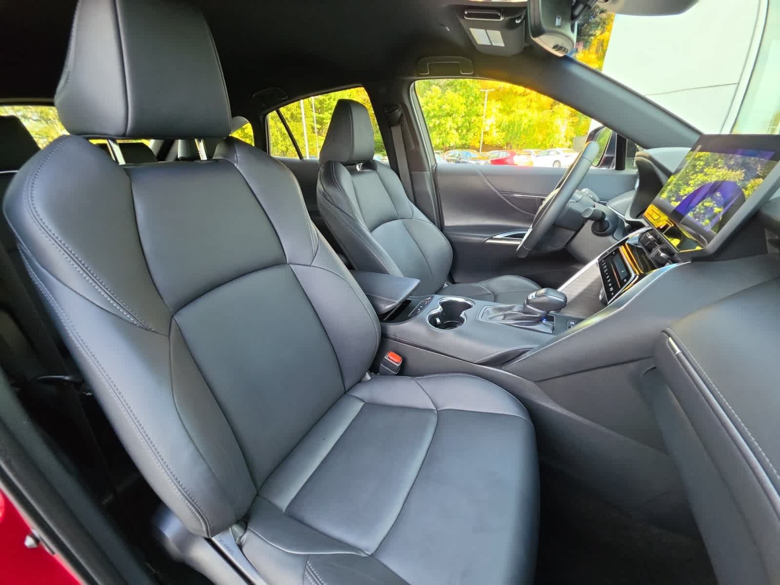 Used 2023 Toyota Venza Nightshade AWD/4WD image 21