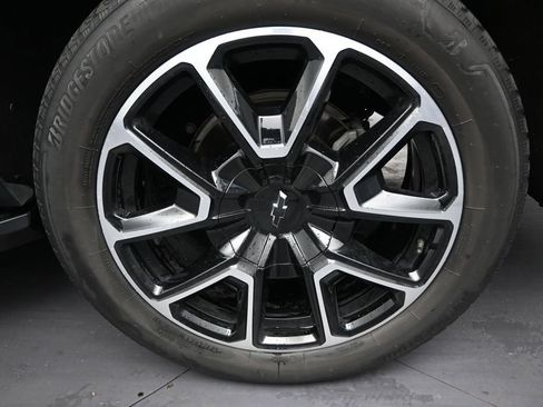 Used 2023 Chevrolet Tahoe RST w/ Luxury Package RWD image 10