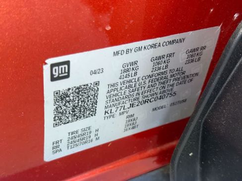 Used 2024 Chevrolet Trax RS w/ Driver Confidence Package FWD image 29