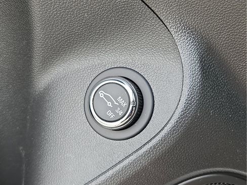 Used 2024 Buick Encore GX Avenir w/ Avenir Technology Package AWD/4WD image 23