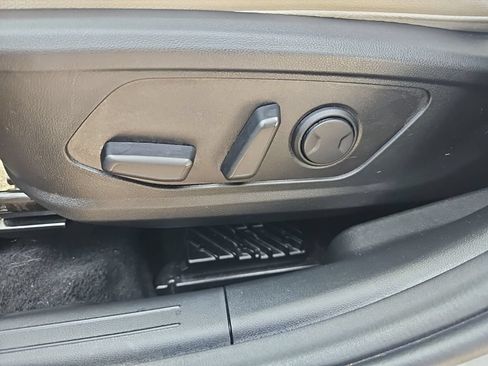 Certified 2023 Hyundai Tucson Limited AWD/4WD image 15
