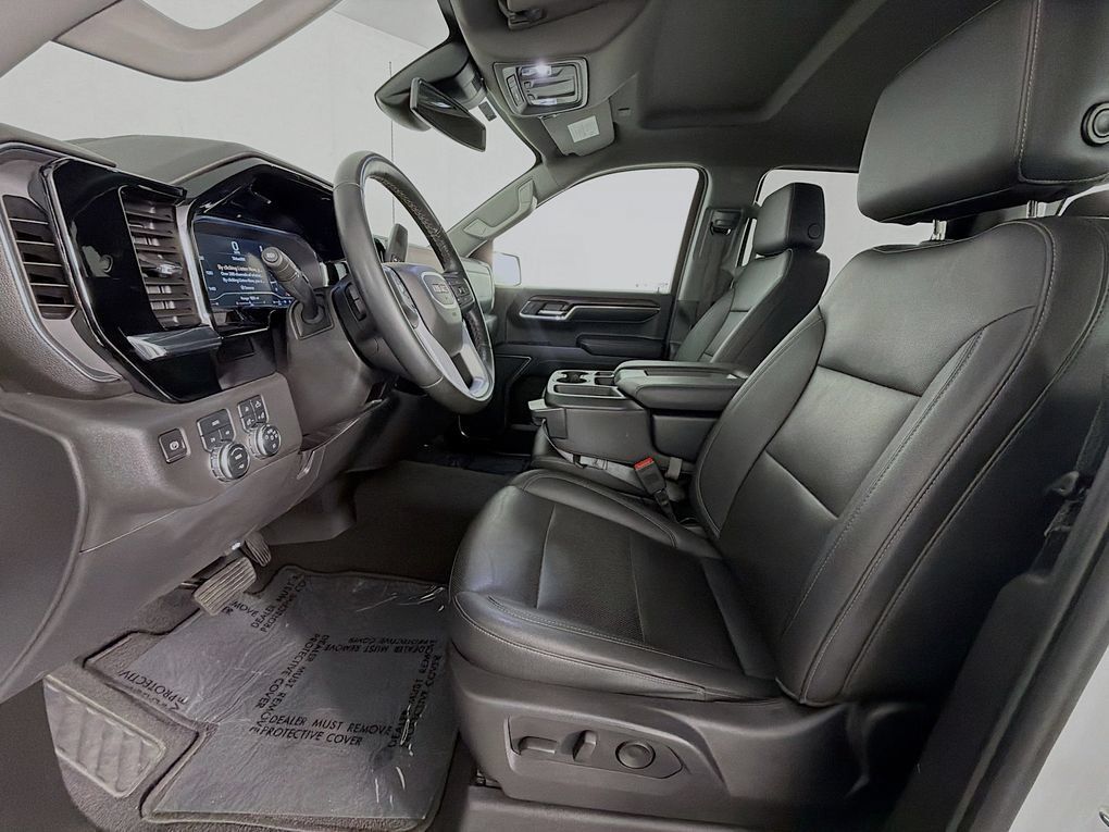 Used 2024 GMC Sierra 1500 SLT AWD/4WD image 12
