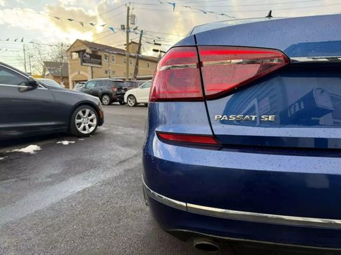 Used 2017 Volkswagen Passat 1.8T SE image 11