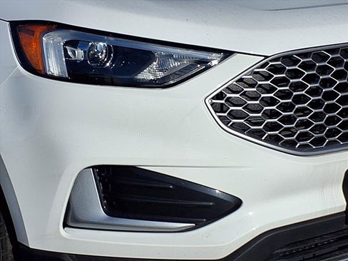 Used 2024 Ford Edge SEL image 27