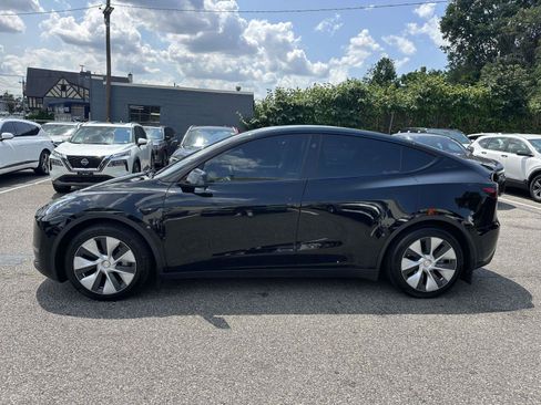 Used 2024 Tesla Model Y Long Range AWD/4WD image 6