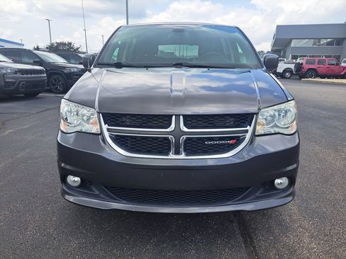 Used 2019 Dodge Grand Caravan SXT FWD image 9