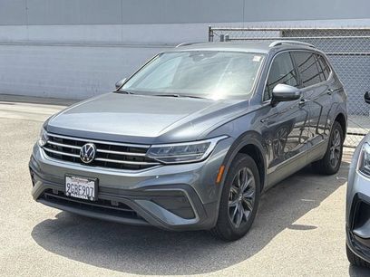 Used 2023 Volkswagen Tiguan SE