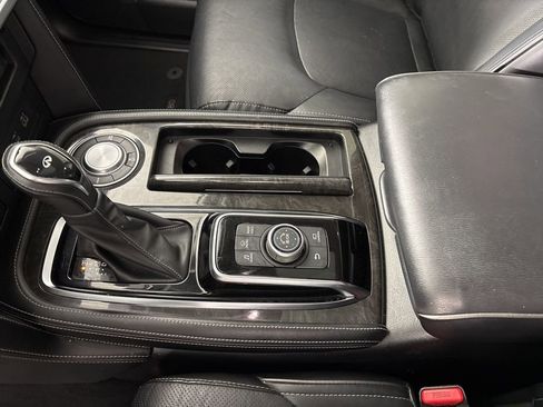 Used 2024 INFINITI QX80 Luxe image 39