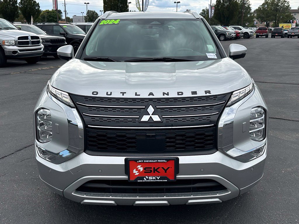 Used 2024 Mitsubishi Outlander SEL AWD/4WD image 5
