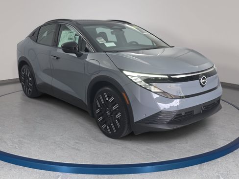 New 2026 Nissan Leaf Platinum+ FWD image 3