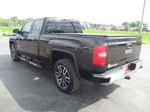 Used 2018 GMC Sierra 1500 SLE w/ SLE Value Package AWD/4WD image 11