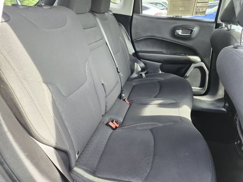 Used 2019 Jeep Compass Sport AWD/4WD image 18
