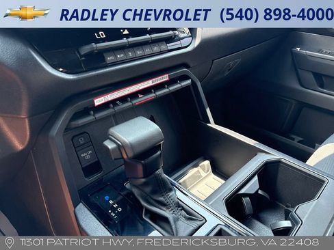 Used 2025 Toyota Tundra SR AWD/4WD image 10