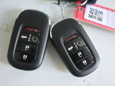 Used 2025 Honda Civic Sport image 22