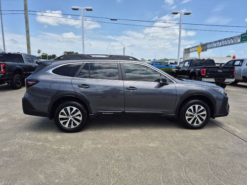 Used 2024 Subaru Outback Premium w/ Popular Package #1A AWD/4WD image 14