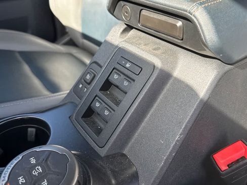 Used 2024 Ford Bronco Outer Banks AWD/4WD image 24
