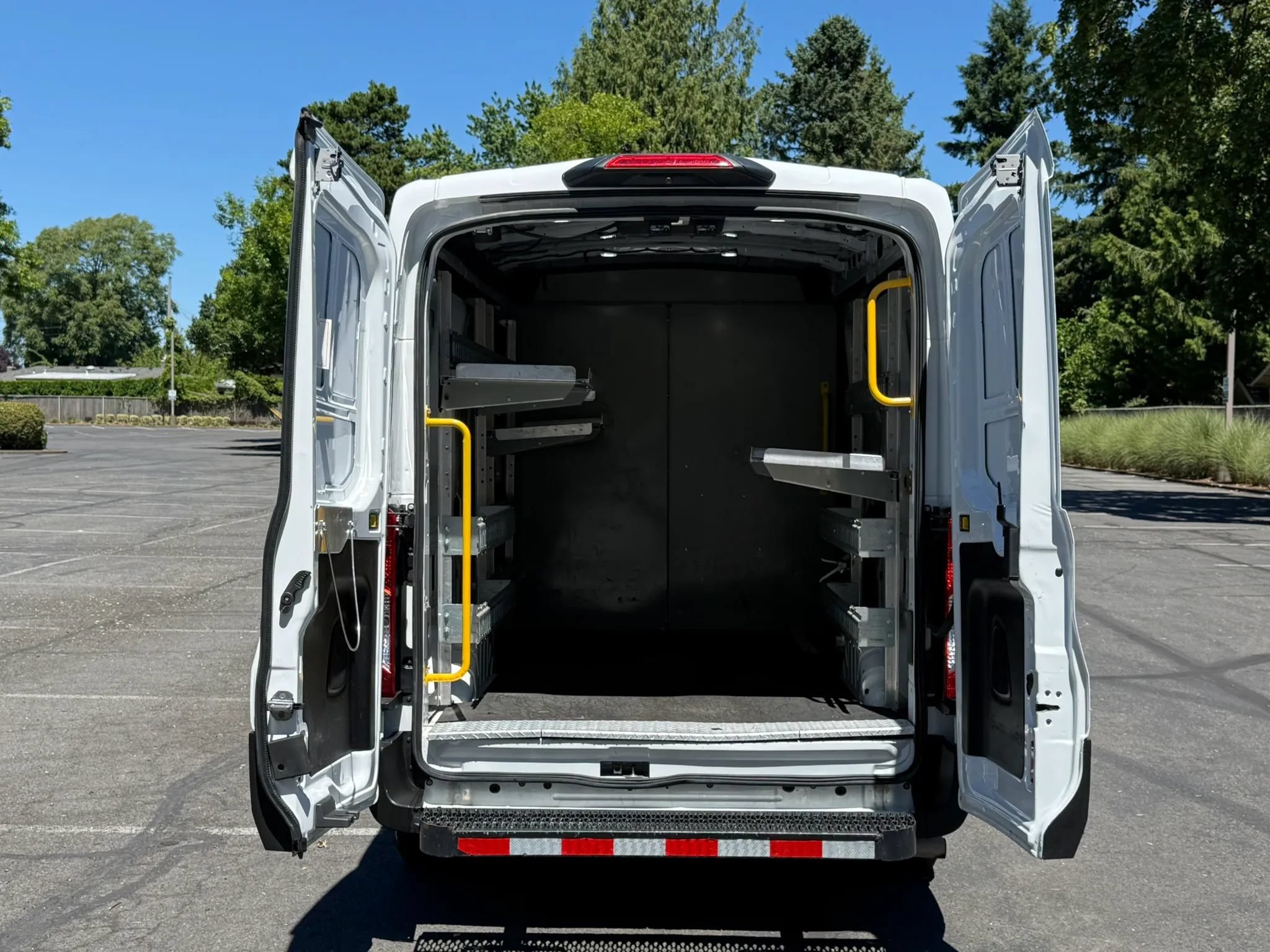 Used 2020 Ford Transit 150 Medium Roof RWD image 23