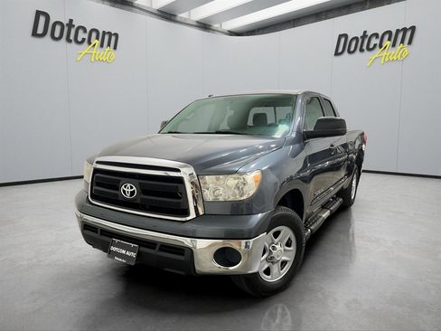 Used 2010 Toyota Tundra 4x4 Double Cab image 2