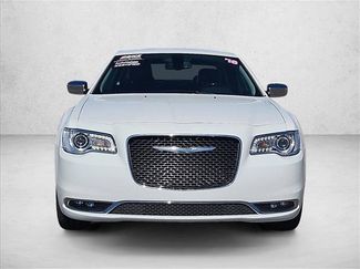 Used 2018 Chrysler 300 Limited video 2