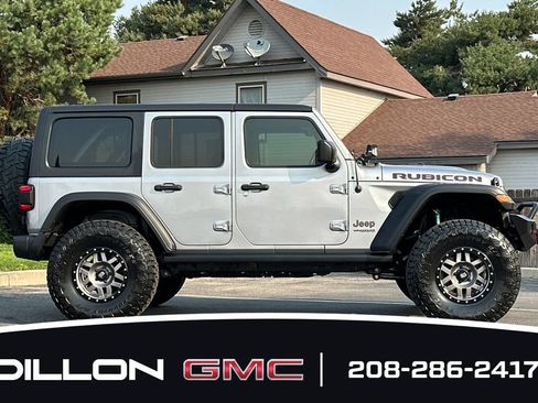 Used 2018 Jeep Wrangler Unlimited Rubicon AWD/4WD image 3