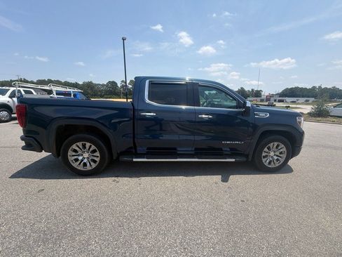 Used 2021 GMC Sierra 1500 Denali w/ Driver Alert Package II RWD image 9