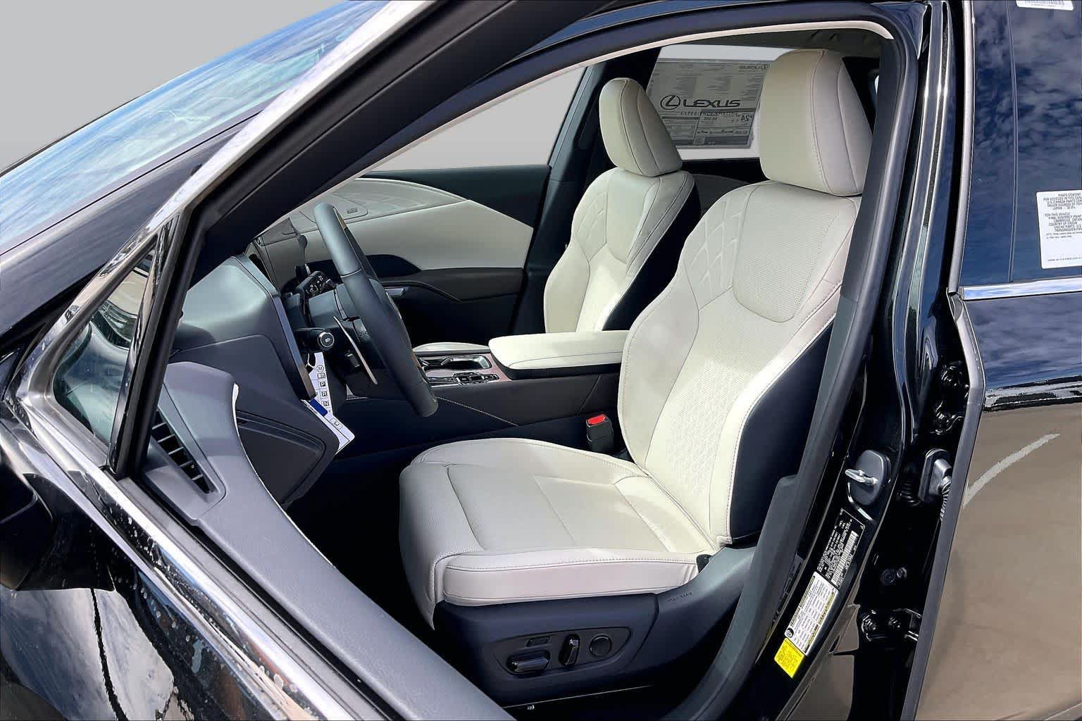 New 2026 Lexus RX 350 AWD w/ Convenience Package image 17