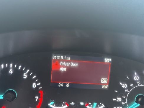 Used 2022 Ford Escape SE image 7