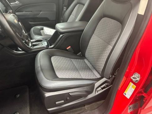 Used 2018 Chevrolet Colorado Z71 AWD/4WD image 16