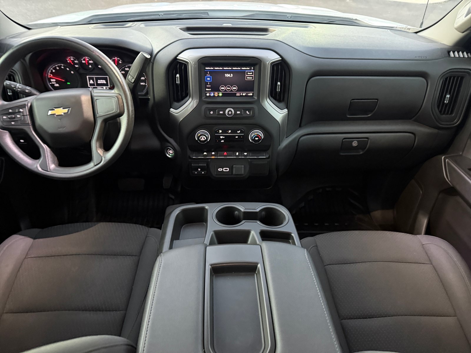 Used 2025 Chevrolet Silverado 1500 W/T w/ Trailering Package RWD image 12