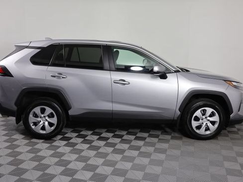 Used 2024 Toyota RAV4 LE AWD/4WD image 9