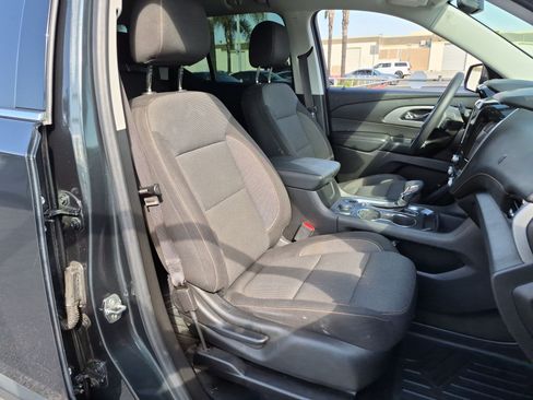Used 2021 Chevrolet Traverse LT AWD/4WD image 31