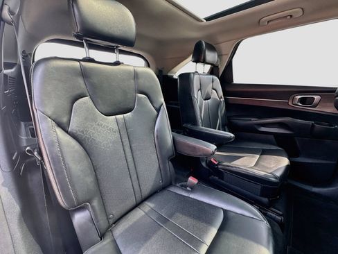 Certified 2022 Kia Sorento X-Line EX AWD/4WD image 32