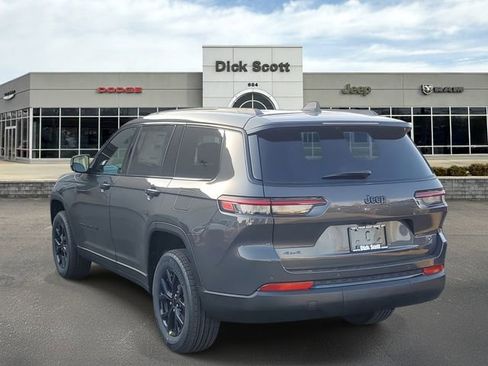 New 2025 Jeep Grand Cherokee L Altitude image 3