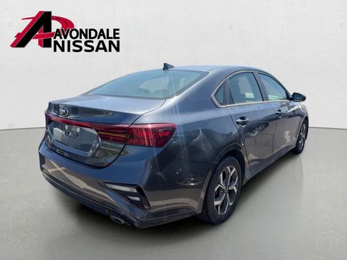 Used 2021 Kia Forte LXS FWD image 3