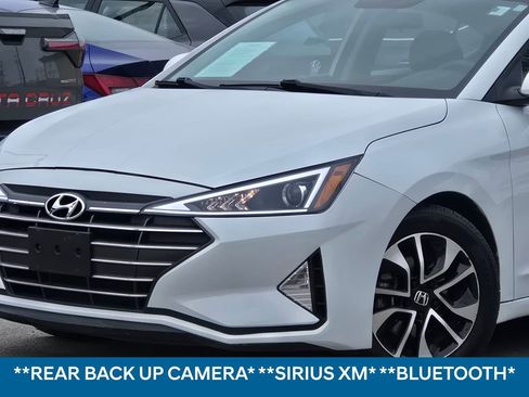 Used 2019 Hyundai Elantra SE w/ Cargo Package image 2