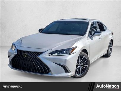 Used 2024 Lexus ES 300h w/ Premium Package