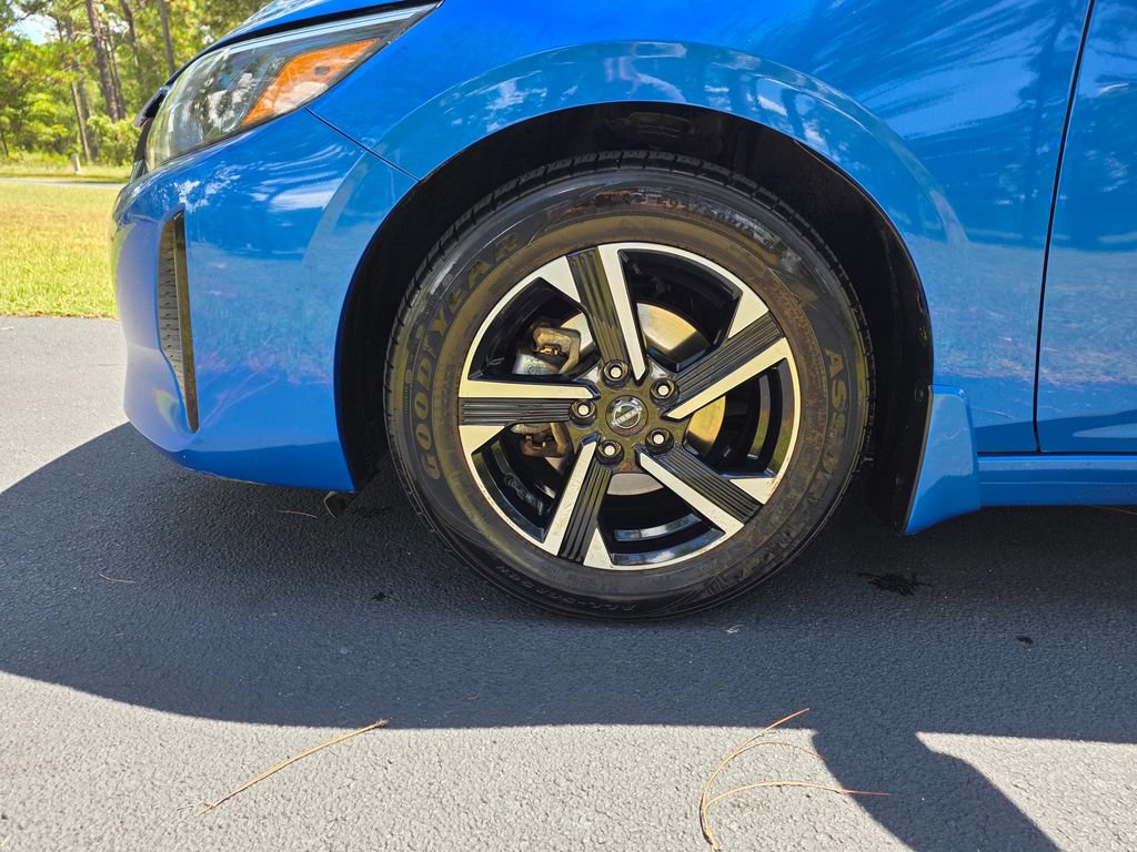 Used 2024 Nissan Sentra SV w/ All-Weather Package FWD image 9