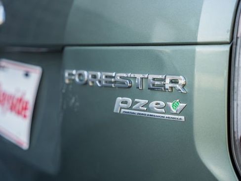 Used 2016 Subaru Forester 2.5i Premium w/ All-Weather Package image 8