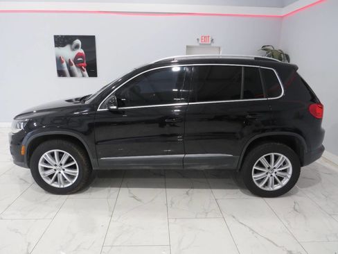 Used 2015 Volkswagen Tiguan SE image 4