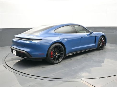 Used 2023 Porsche Taycan GTS image 23