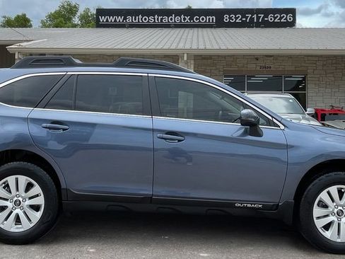 Used 2018 Subaru Outback 2.5i Premium AWD/4WD image 5