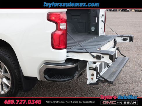 Used 2021 Chevrolet Silverado 1500 LTZ w/ Technology Package AWD/4WD image 47