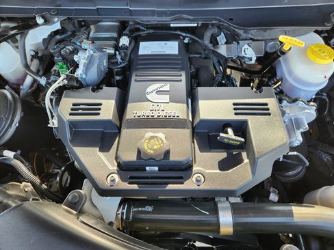 Used 2024 RAM 3500 Limited w/ Safety Group AWD/4WD image 32