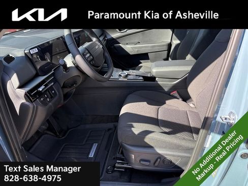 New 2026 Kia Sportage S image 16