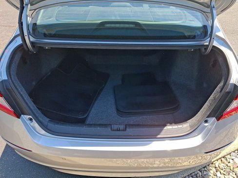 Used 2019 Honda Accord Touring image 29