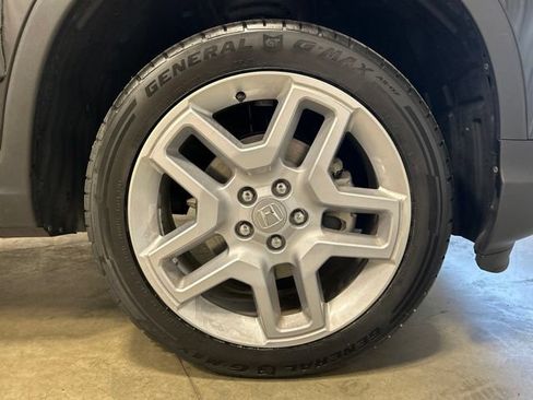 Certified 2024 Honda Passport EX-L image 12