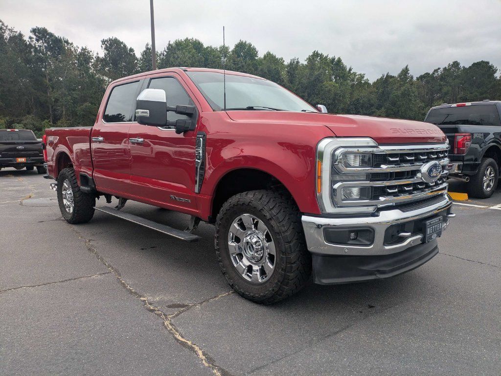 Used 2023 Ford F250 Lariat w/ Lariat Ultimate Package AWD/4WD image 2